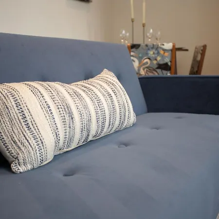 Pelican 1 Bed *